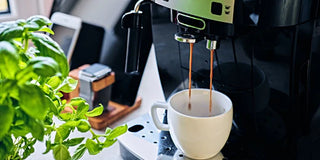 Hur man väljer en espressomaskin: En guide för nybörjare